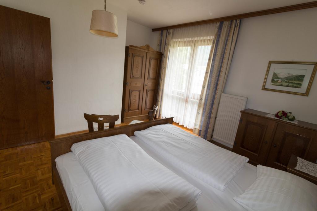 Ferienhof Alte Post, Apartments Weissbriach Exteriör bild